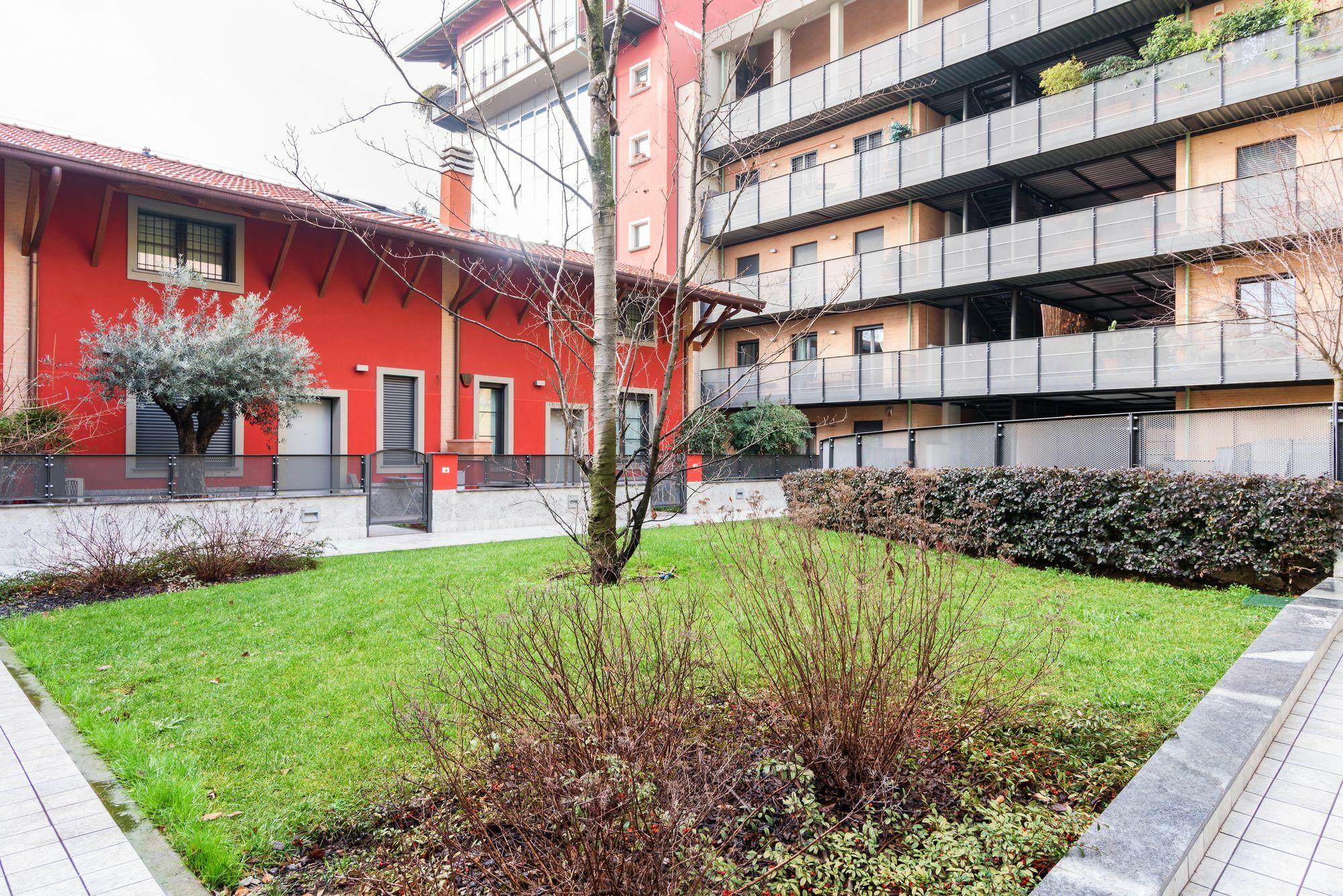 Homeathotel - Ampola Milan Bagian luar foto